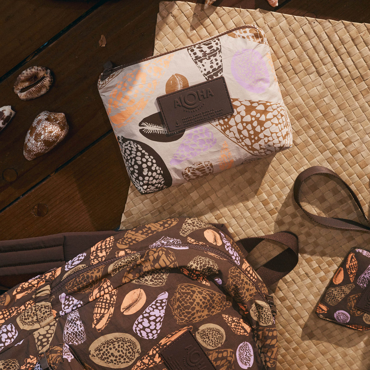 Shoreline Go-To Wristlet in Coconut