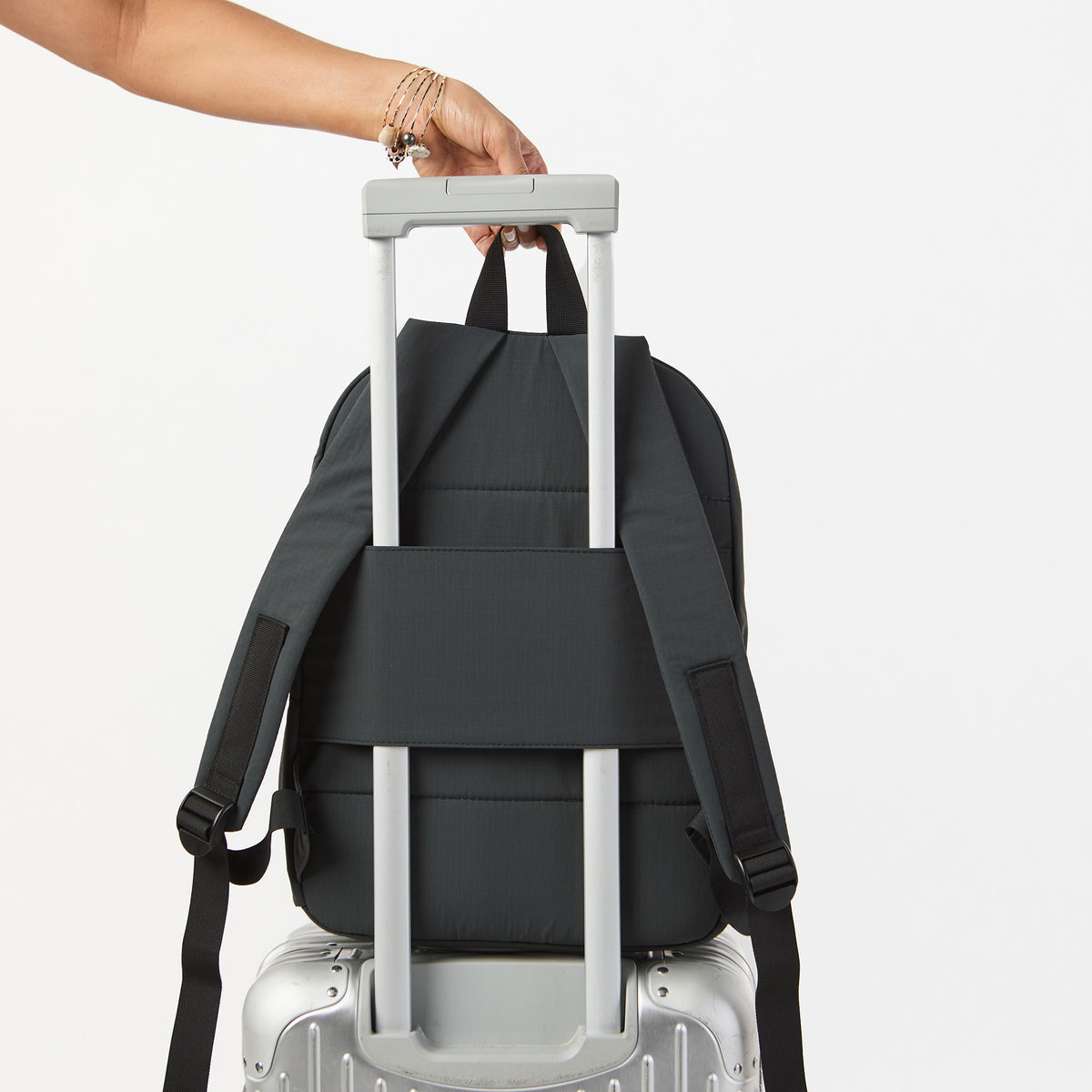 Shoreline Keep It Light Backpack in Coconut