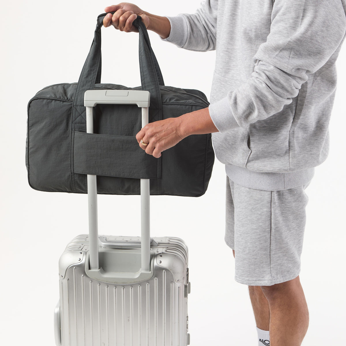 Uluwehi Keep It Light Weekender in Honey on Toffee